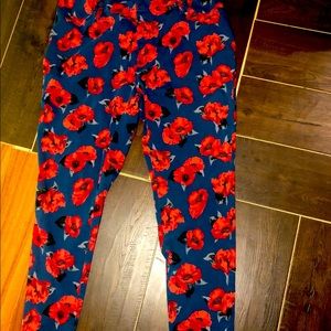 Rose Print 🌹Jeggings